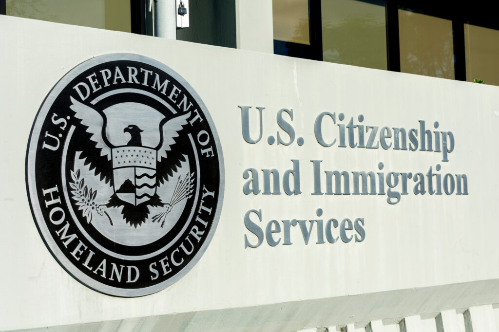 USCIS Actualiza Guías para Visas de Inmigrante Basadas en la Familia