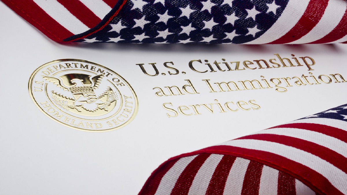 USCIS Anuncia ACTUALIZACIÓN DEL Examen De Educación Cívica Para La ...